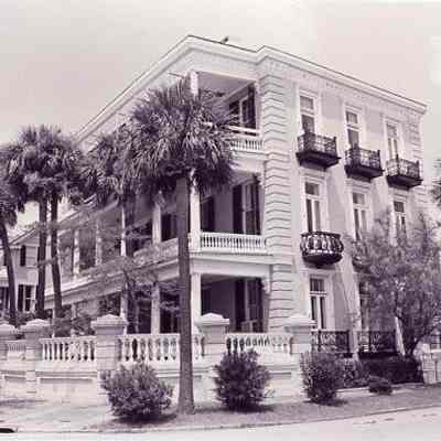 1 East Battery (Louis DeSaussure House)