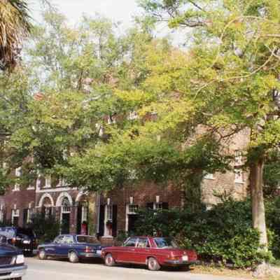 Vanderhorst Row (76-80 East Bay Street)