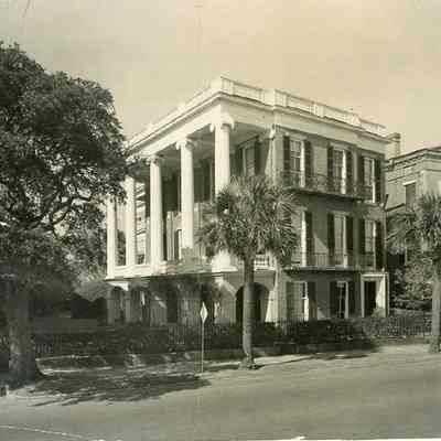 9 East Battery (Robert William Roper House)
