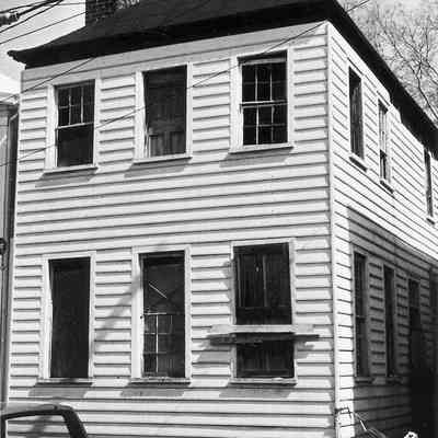 126 Logan Street (Henry Gefken House)