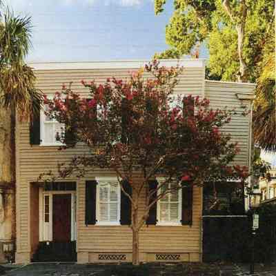 4 Chalmers Street