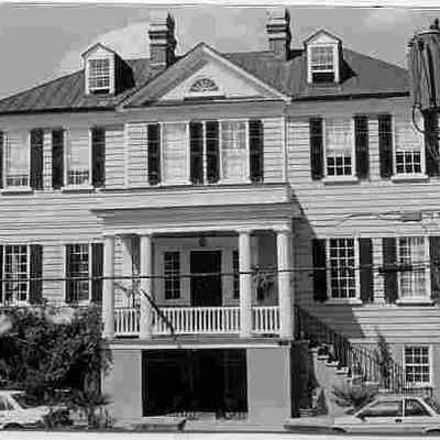 128 Bull Street (Joseph Bennett House a/k/a Thomas Grange Simons House)