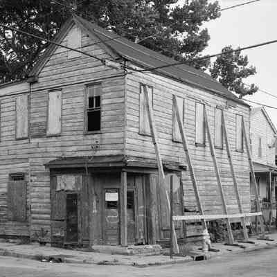 14 Amherst Street