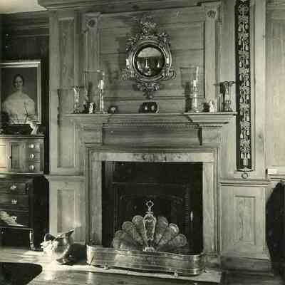 Two Fireplaces, Thomas Legare House (90 Church Street)