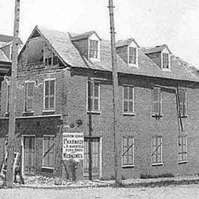 412 King Street (a/k/a 1 Hutson Street a/k/a 39 John Street)