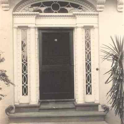 21 East Battery (Edmonston-Alston House)
