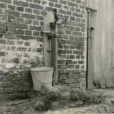 The Cistern Pump