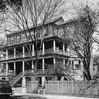 14 Vanderhorst Street