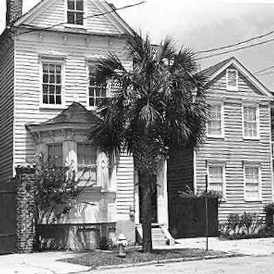 10-12 Elizabeth Street (John Carburry House and Neighbors)