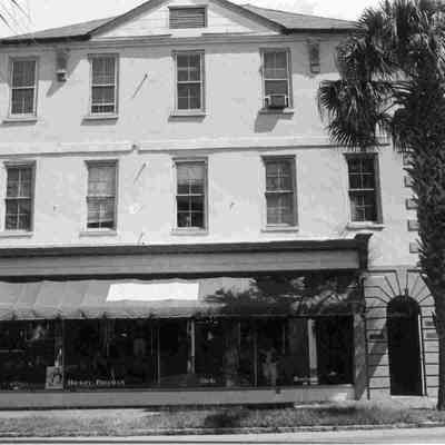 104 Broad Street (Ann Bocquet House)