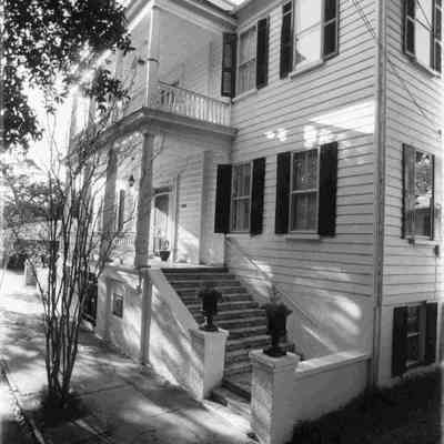 104 Bull Street (Bennett-Prioleau House)