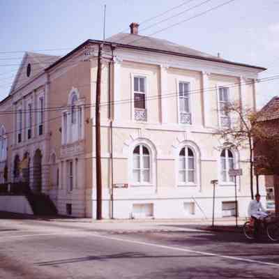 Old Exchange Building (122 East Bay Street)