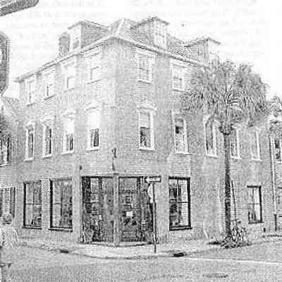 12 Queen Street