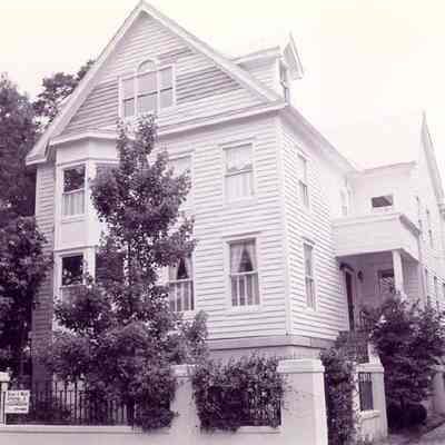 3 Gibbes Street