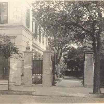 119 Broad Street (Morton Waring House)