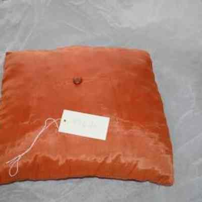 Square Cushion with Center Botton in Salmon Silk Taffeta