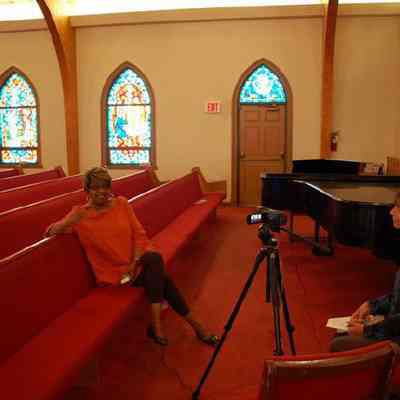 Interview with Joyce Howard [DVD]