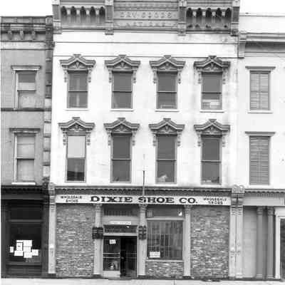 Dixie Shoe Company (211 Meeting Street)