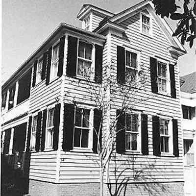 84 Tradd Street (Casey House)