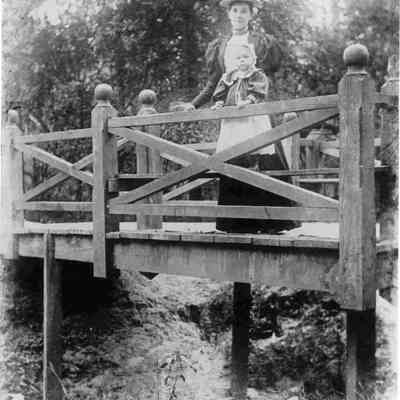 Frances & Lizzie on Bridge, Summerville