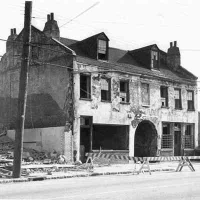 85 Calhoun Street (Arch Building)