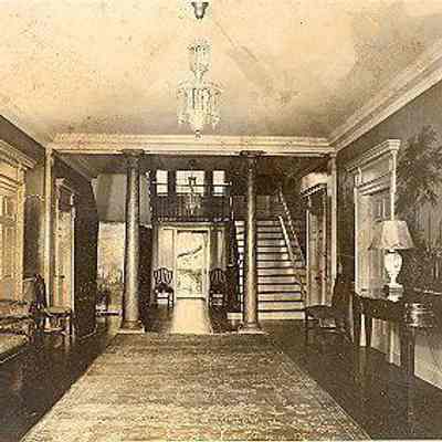 Entrance Hall, 64 South Battery (William Gibbes House)