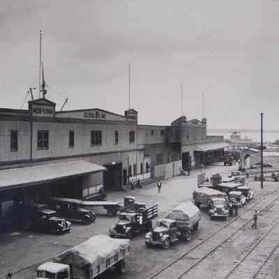 The Docks [Clyde Line Steamship Company]