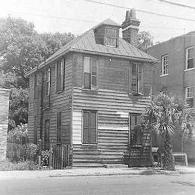 54 Queen Street (Thomas Elfe House)