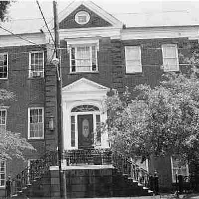 33 Charlotte Street (J. Thomas Hamlin White House)