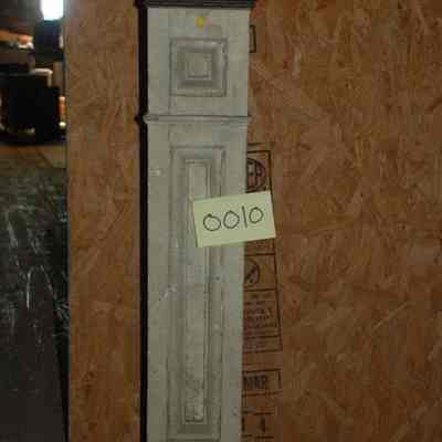 Newel Post