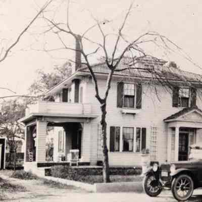 5 Lucas Street