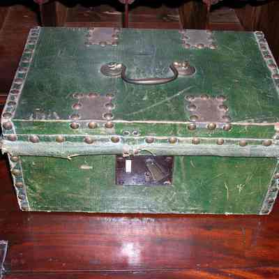 Box, File