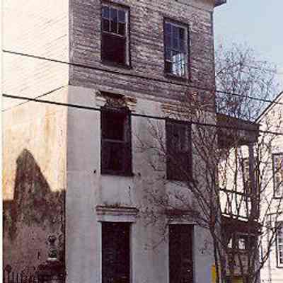 151 Queen Street