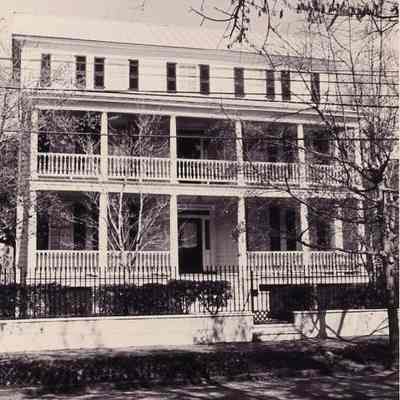 40 Charlotte Street (Jonah M. Venning House)