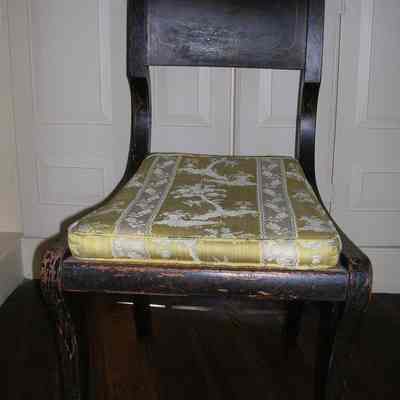 One Side and Two Armchairs