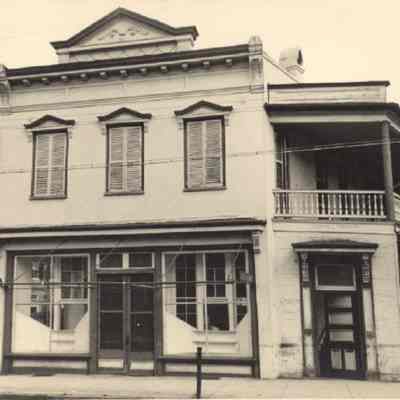 42 Meeting Street (Ohlandt's Grocery Store) Before Remodeling