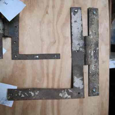 HL Hinge