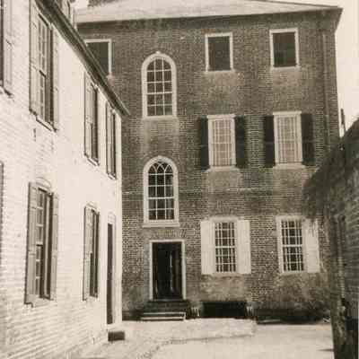 Rear of the Heyward-Washington House (87 Church Street)