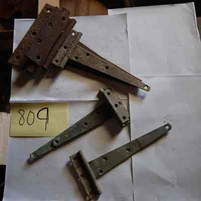 T Strap Hinges