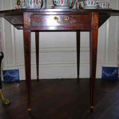Table, Pembroke
