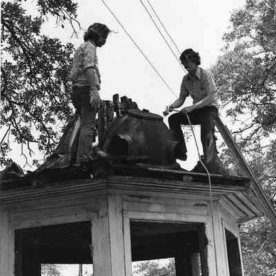 Dismantling of Octagon Privy at Magnolia Cemetery