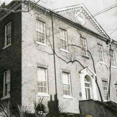 6 Glebe Street (St. Philip's Parsonage House/Bishop Robert Smith House)