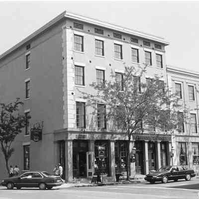 112 North Market Street (Townsend, Arnold-Hornik Building / Planter's Inn)