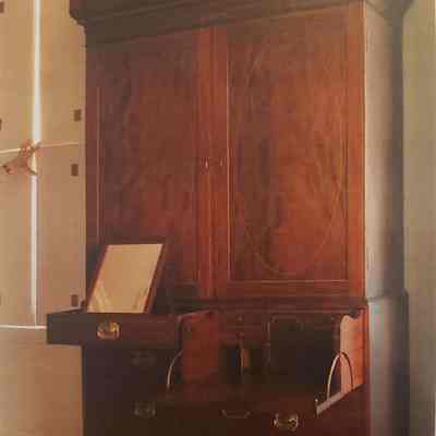 Press, Linen