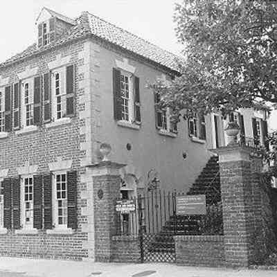 57 Queen Street (Citizens & Southern National Bank Counting House)