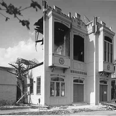 Irish Volunteers Armory (12 Vanderhorst Street) After Hurricane Hugo