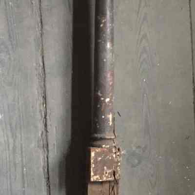 Newel Post