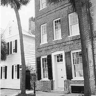 129 Church Street (Jones Schoolbred House)