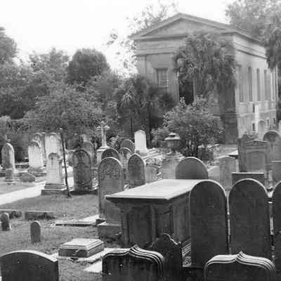 Circular Church Cemetery