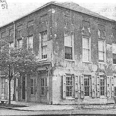 90 East Bay Street (Ancrum Wharf Building)